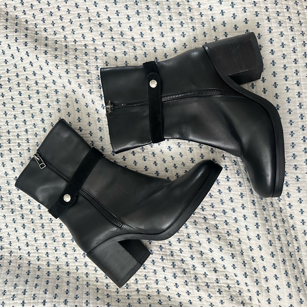 coach And four boots